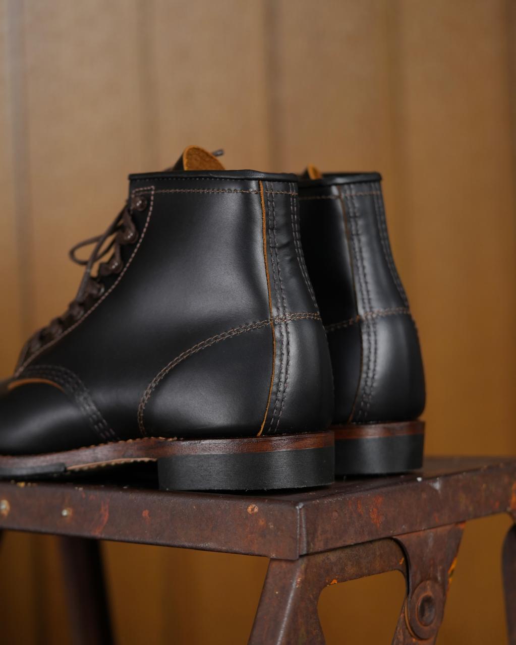 Red Wing Shoes 9060 Beckman Flat Box Black Klondike