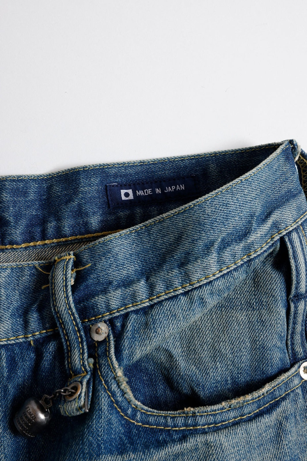 FDMTL SLIM FIT DENIM CS133 FA26/MT133 INDIGO