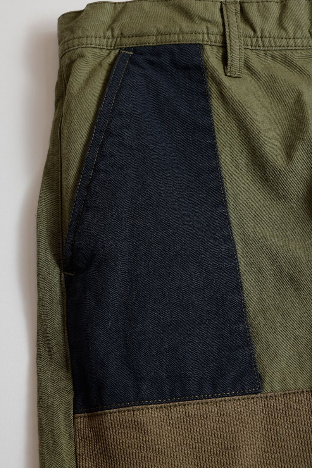 FDMTL FA25PN31B PATCHWORK PANTS RINSE KHAKI