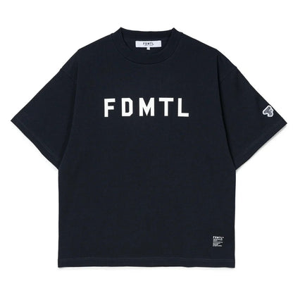 FDMTL LOGO TEE T-shirt FA25/TE31 NAVY
