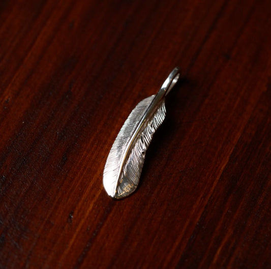 First Arrow's Silver P-004R Feather (S)