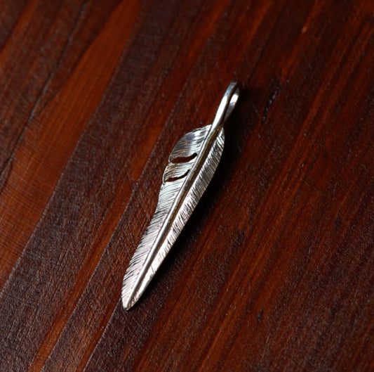 First Arrow's Silver P-557L KAZEKIRI Feather (M)