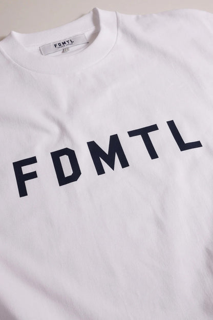 FDMTL LOGO TEE WHITE FA26/TE16