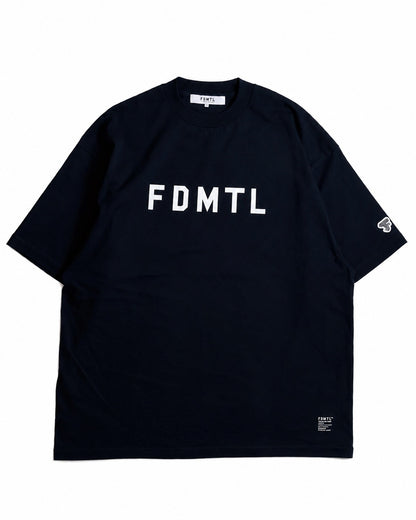FDMTL LOGO TEE NAVY FA26/TE16