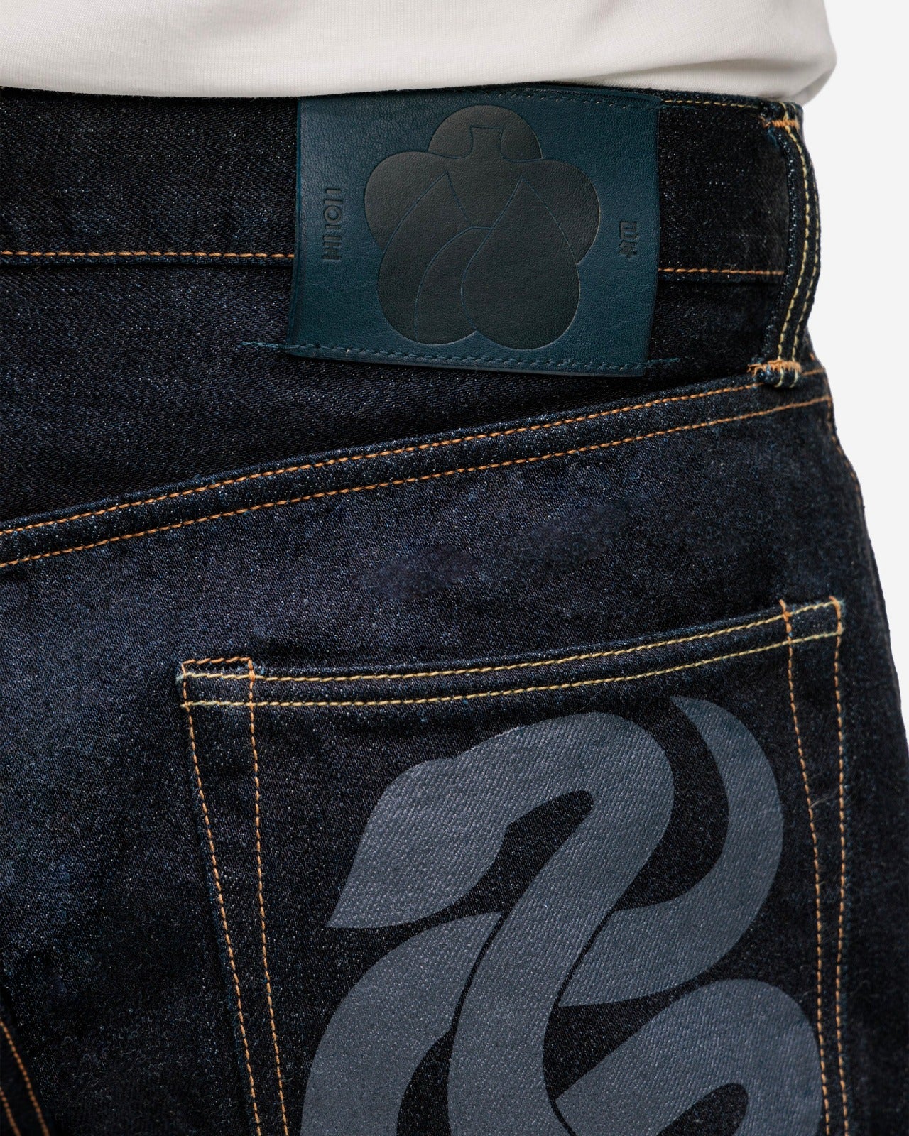 Special Collection 14.9oz Indigo Selvedge MXJE6400 ETO YEAR OF THE SNAKE Momotaro Jeans #100 Straight Fit